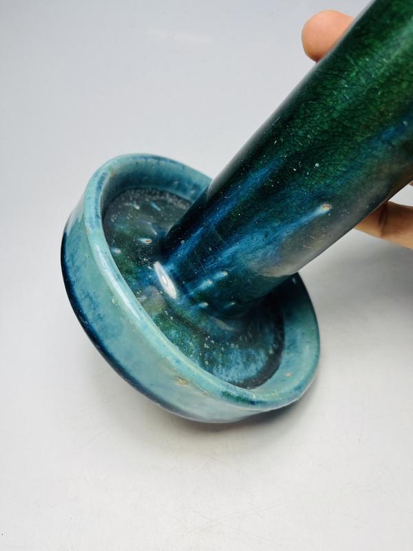 古玩陶瓷(清末民初)窯變綠釉燭臺拍賣,當前價格0元