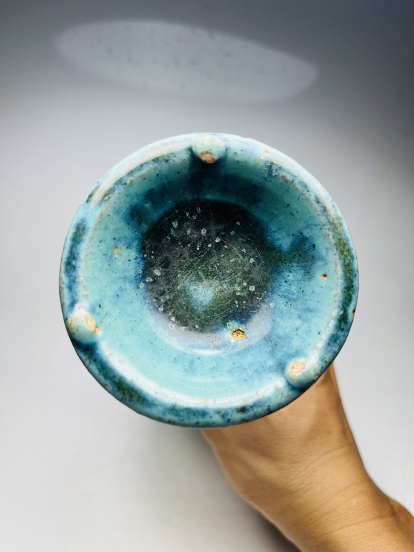 古玩陶瓷(清末民初)窯變綠釉燭臺拍賣,當前價格0元