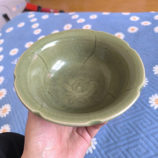 古玩陶瓷青瓷碗拍賣，當(dāng)前價(jià)格5600元