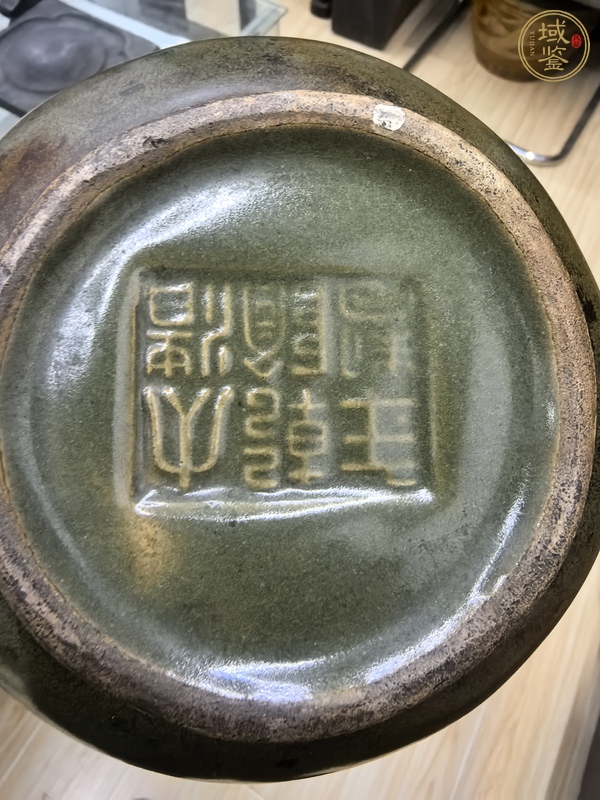 古玩陶瓷茶葉末釉撇口瓶真品鑒賞圖