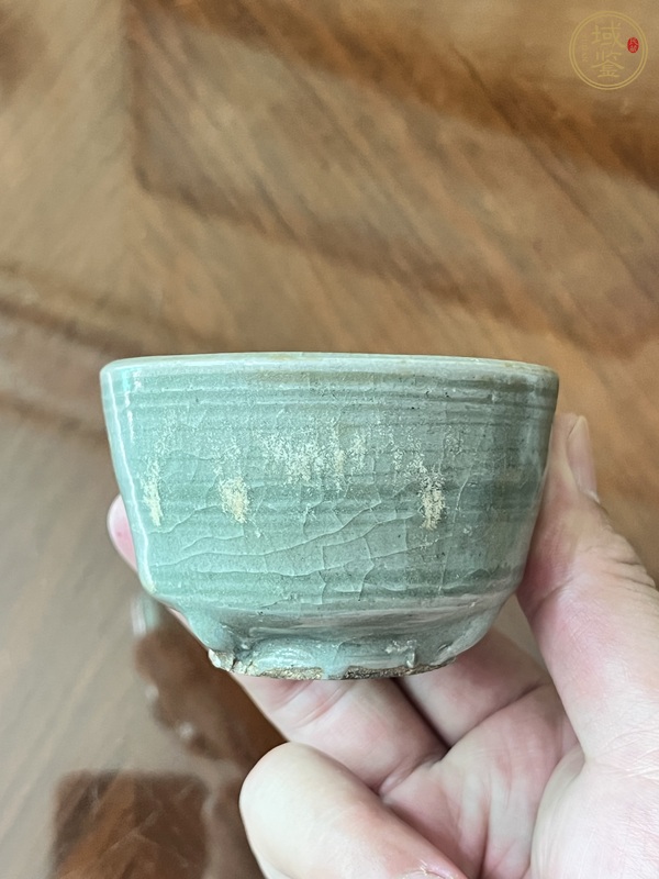 古玩陶瓷龍泉青瓷香爐真品鑒賞圖