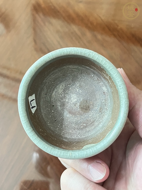古玩陶瓷龍泉青瓷香爐真品鑒賞圖