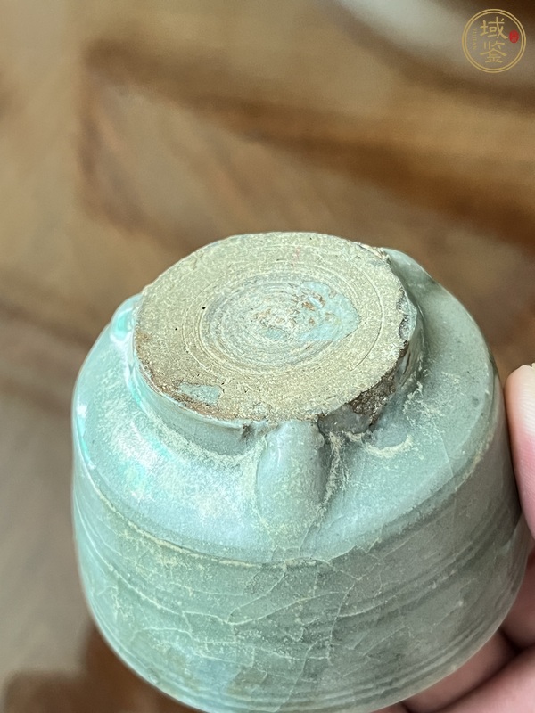 古玩陶瓷龍泉青瓷香爐真品鑒賞圖