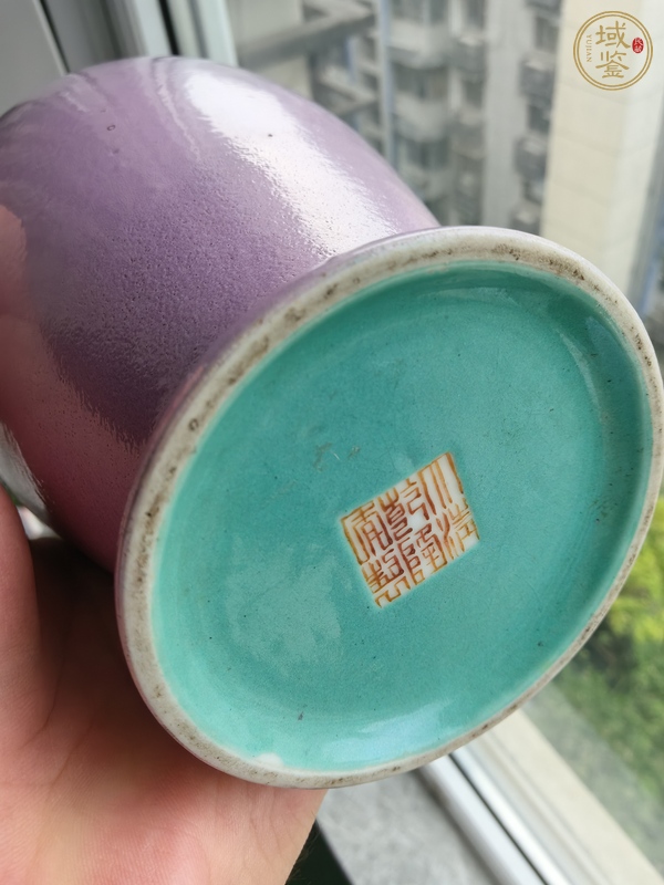 古玩陶瓷晚清胭脂粉釉瓶真品鑒賞圖