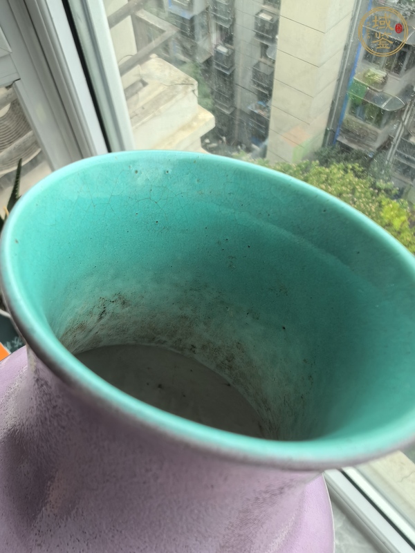 古玩陶瓷晚清胭脂粉釉瓶真品鑒賞圖