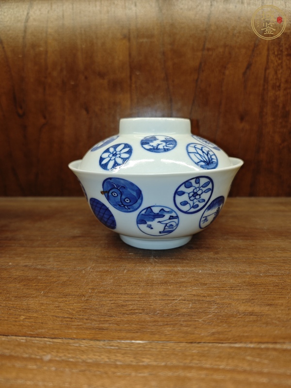古玩陶瓷若深珍藏款皮球花青花蓋碗真品鑒賞圖