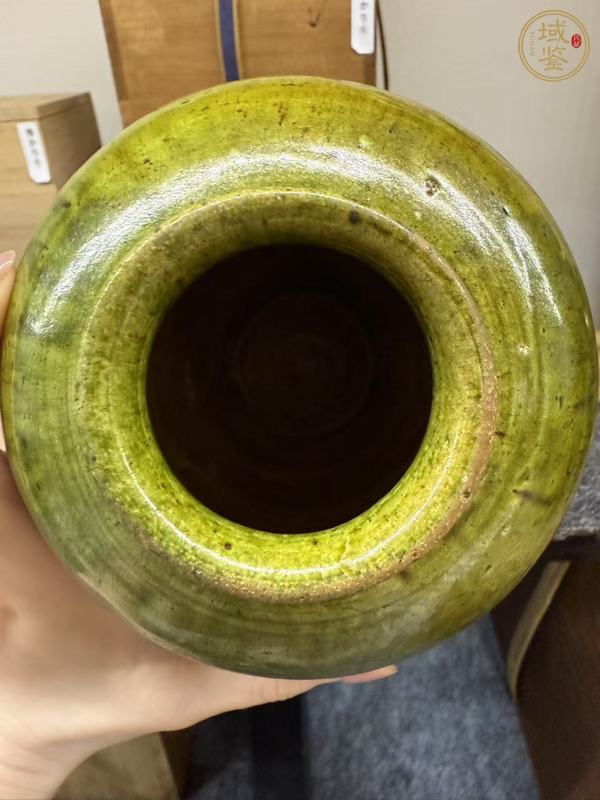 古玩陶瓷綠釉罐真品鑒賞圖