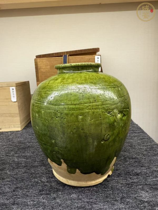 古玩陶瓷綠釉罐真品鑒賞圖