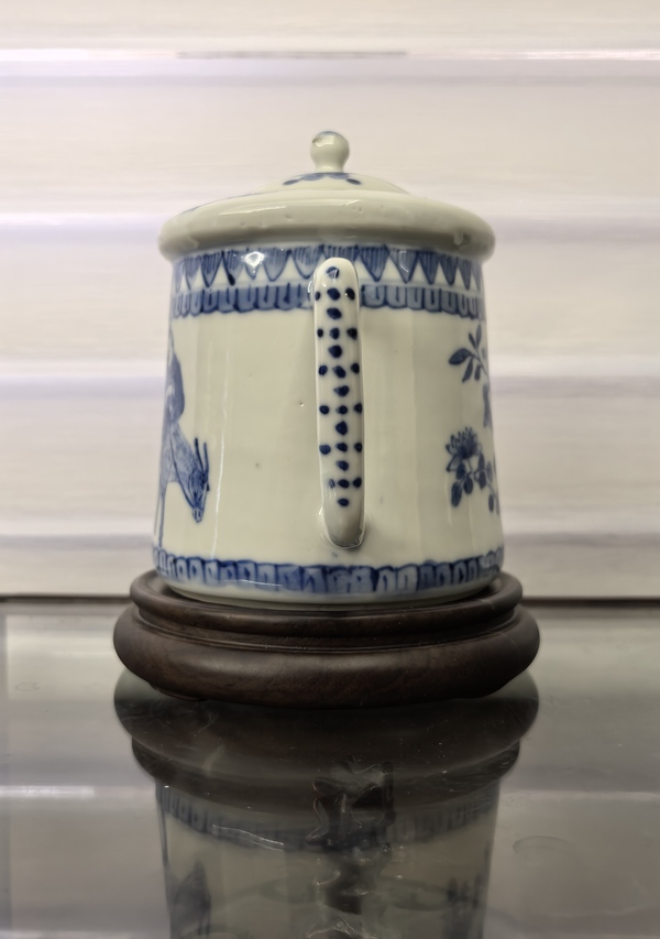 古玩陶瓷清中晚青花人物故事(蕭何留韓信)茶壺拍賣,當前價格18888元