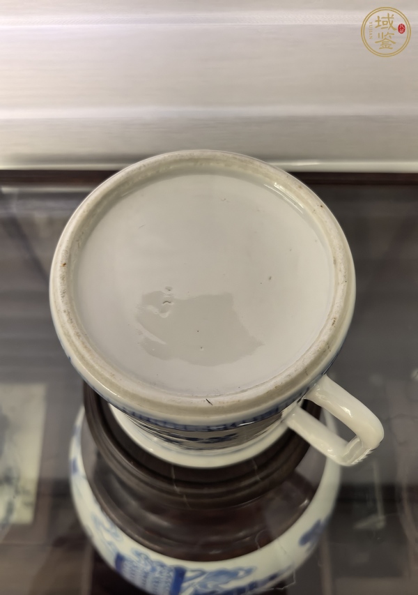 古玩陶瓷青花人物故事紋茶壺真品鑒賞圖
