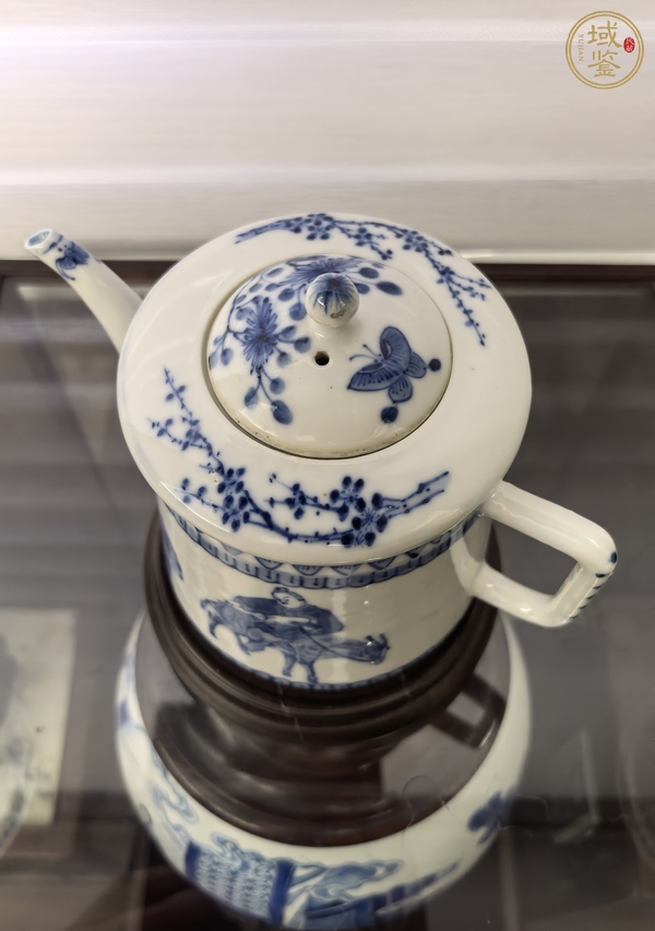 古玩陶瓷青花人物故事紋茶壺真品鑒賞圖