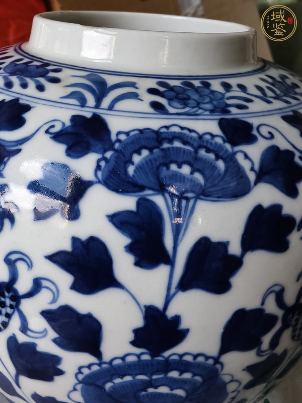 古玩陶瓷花間龍紋青花罐真品鑒賞圖