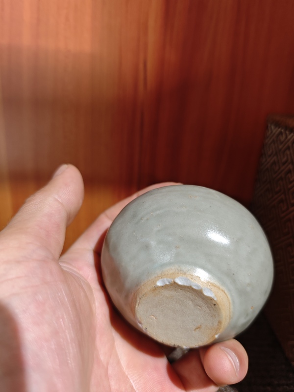 古玩錢幣龍泉青釉印花罐拍賣,當前價格1300元