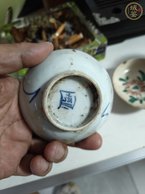 古玩山水紋青花盤真品鑒賞圖