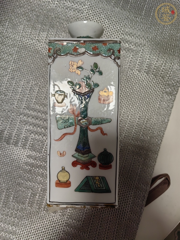 古玩陶瓷五彩博古花卉四方水盂（日本瓷）真品鑒賞圖