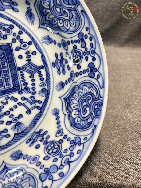 古玩陶瓷青花花卉紋盤真品鑒賞圖
