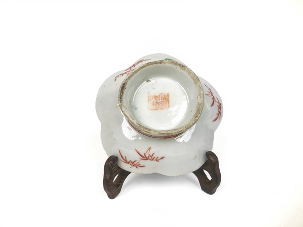 古玩陶瓷清同治·粉彩皮球花花口貢盤(pán)拍賣(mài)，當(dāng)前價(jià)格99元