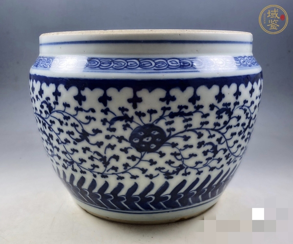 古玩花卉紋青花四系粥罐真品鑒賞圖