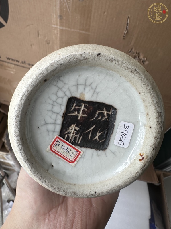 古玩陶瓷哥釉青花花鳥(niǎo)紋雞腿瓶真品鑒賞圖