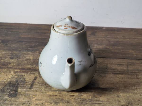 古玩陶瓷清末民初.油粉彩松鶴延年圖茶壺拍賣，當(dāng)前價格0元