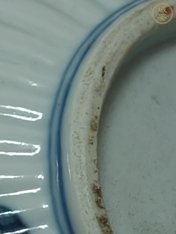 古玩陶瓷清康熙 青花花卉紋蓋盒真品鑒賞圖