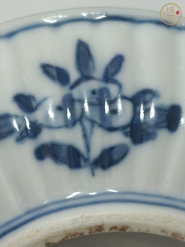 古玩陶瓷清康熙 青花花卉紋蓋盒真品鑒賞圖