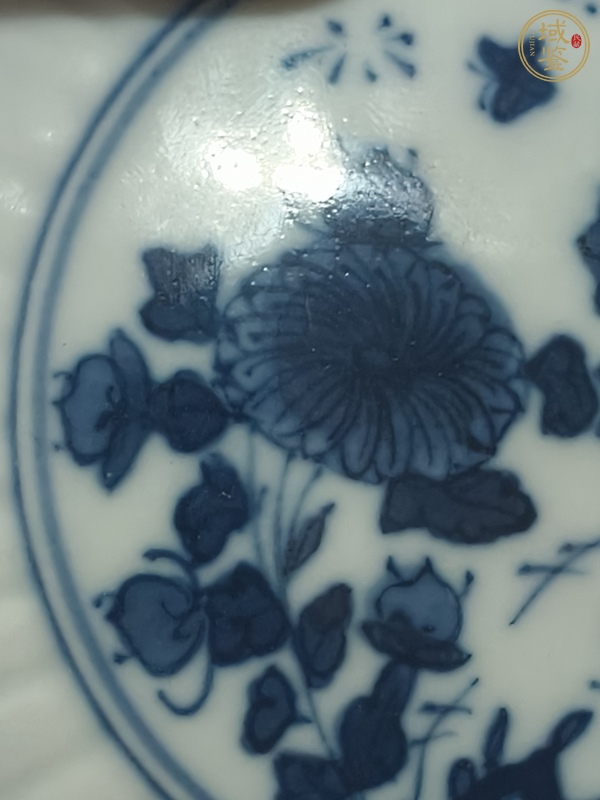 古玩陶瓷清康熙 青花花卉紋蓋盒真品鑒賞圖