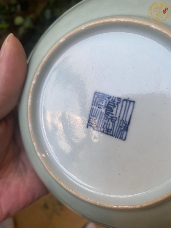 古玩陶瓷憑圖片看彩不開門，乾隆風格粉彩盤真品鑒賞圖