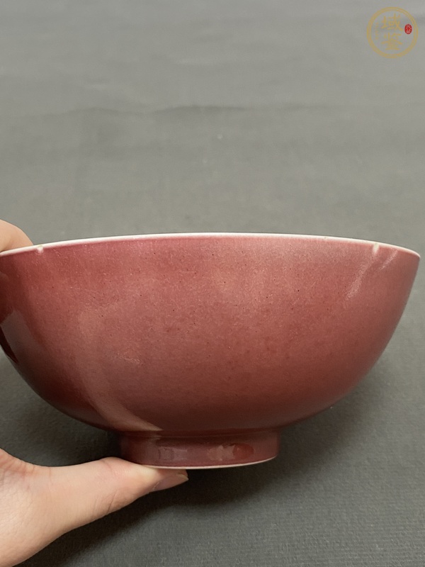 古玩陶瓷清雍正 紅釉碗真品鑒賞圖