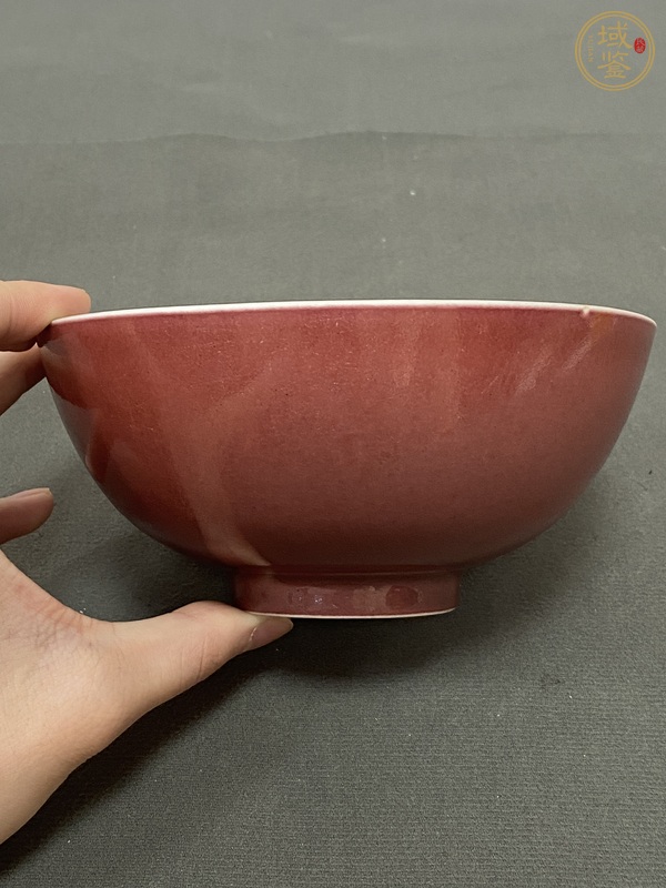 古玩陶瓷清雍正 紅釉碗真品鑒賞圖