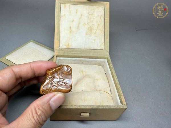 古玩雜項田黃隨形章料真品鑒賞圖