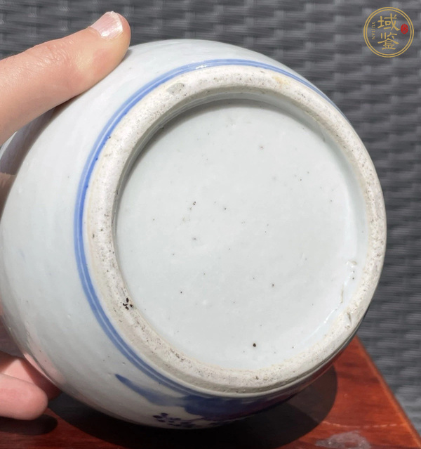 古玩陶瓷人物紋青花罐真品鑒賞圖
