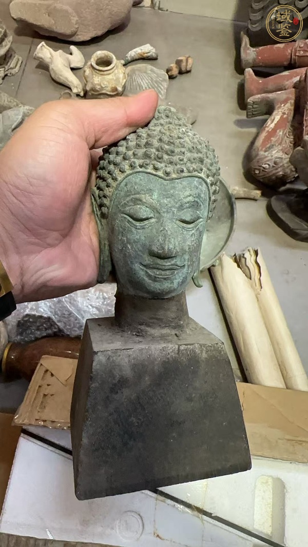 古玩佛首真品鑒賞圖