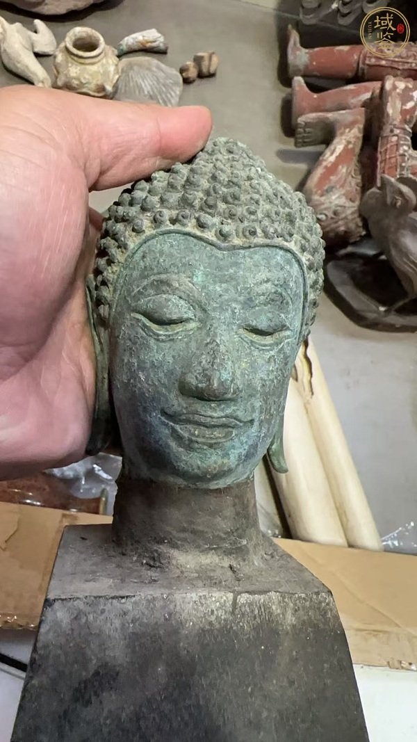 古玩銅器佛首真品鑒賞圖