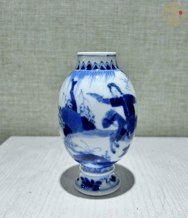 古玩刀馬人青花瓶真品鑒賞圖