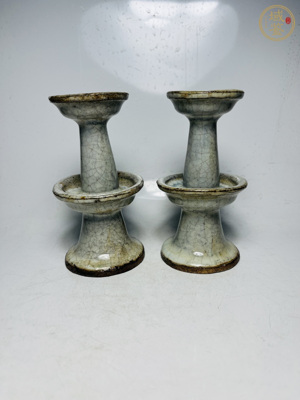 古玩青花哥釉燭臺真品鑒賞圖