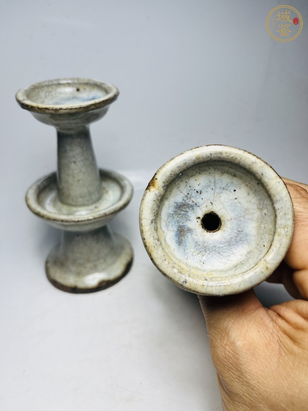 古玩陶瓷青花哥釉燭臺(tái)真品鑒賞圖