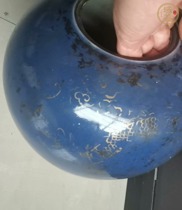 古玩陶瓷祭蘭釉描金龍紋罐真品鑒賞圖