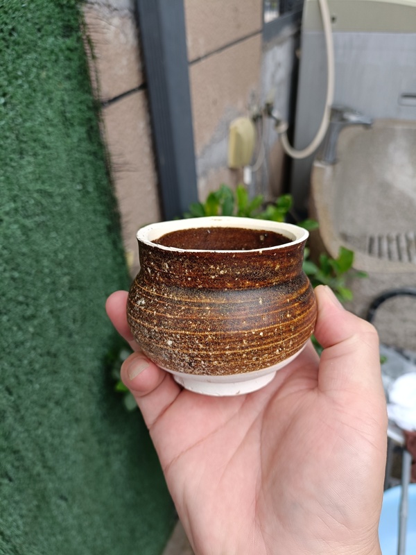 古玩陶瓷宋代十大名窯之一吉州窯醬釉水盂拍賣,當(dāng)前價格1980元