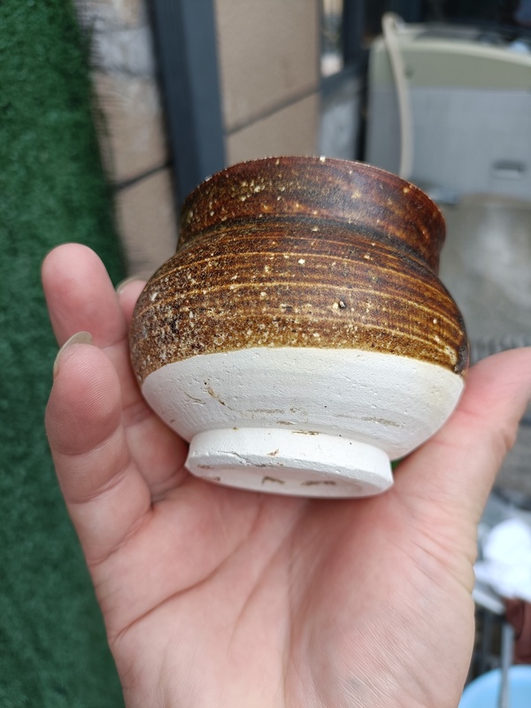 古玩陶瓷宋代十大名窯之一吉州窯醬釉水盂拍賣,當(dāng)前價格1980元