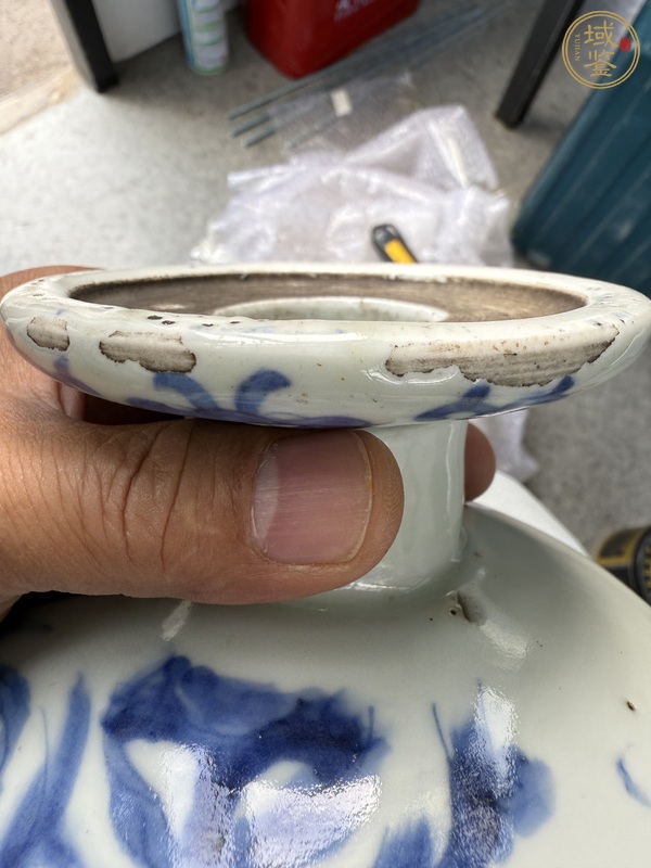 古玩陶瓷花卉紋青花高足碗真品鑒賞圖