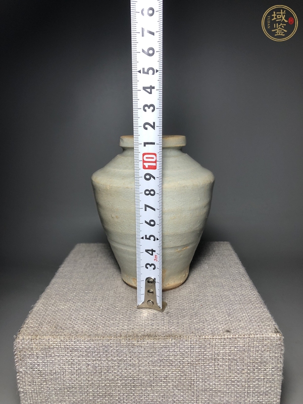 古玩陶瓷龍泉青瓷梅瓶真品鑒賞圖