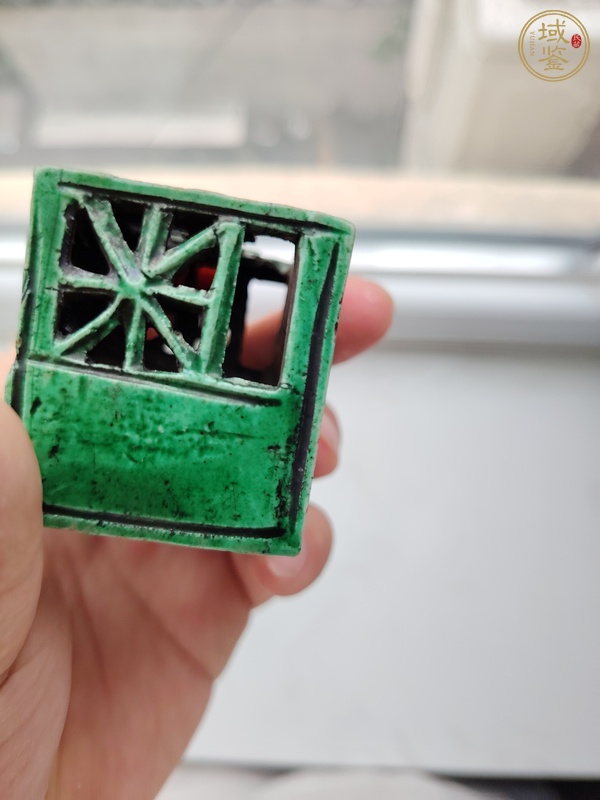 古玩陶瓷綠釉四方文房具真品鑒賞圖
