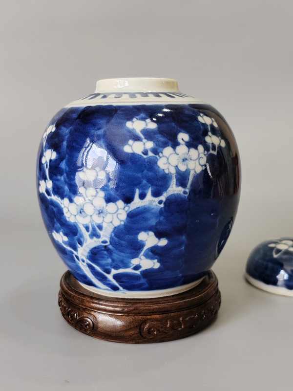 古玩轉賣清光緒冰梅罐·精品發色拍賣，當前價格1500元