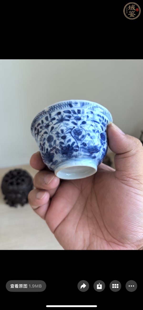 古玩陶瓷花卉紋青花杯真品鑒賞圖