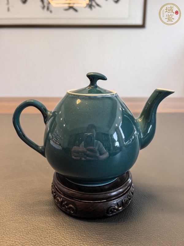 古玩陶瓷綠釉茶壺真品鑒賞圖