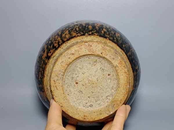 古玩陶瓷明代，雙耳罐拍賣，當(dāng)前價格888元