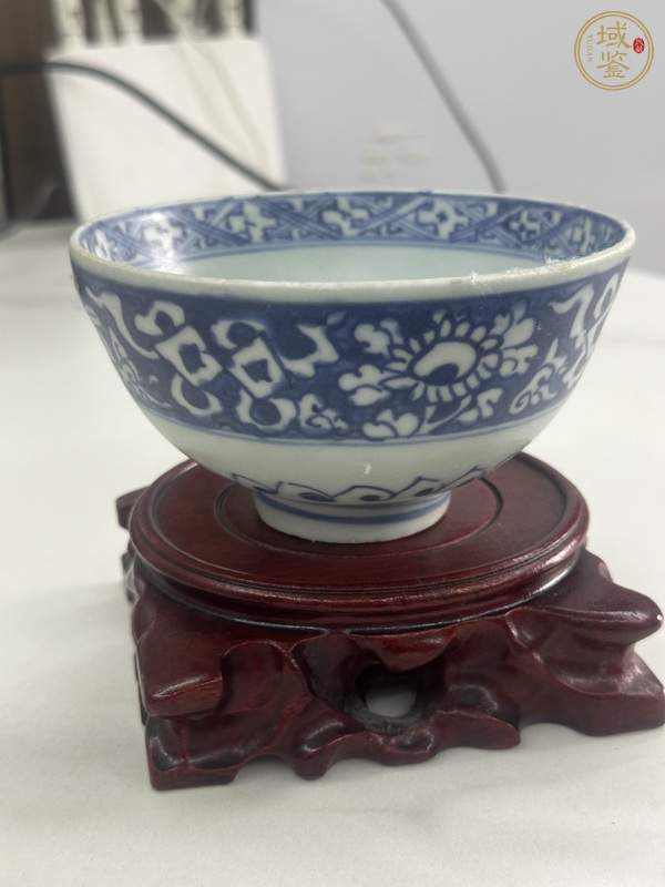 古玩陶瓷晚明青花碗真品鑒賞圖