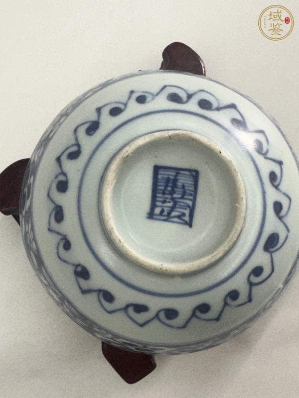 古玩陶瓷晚明青花碗真品鑒賞圖