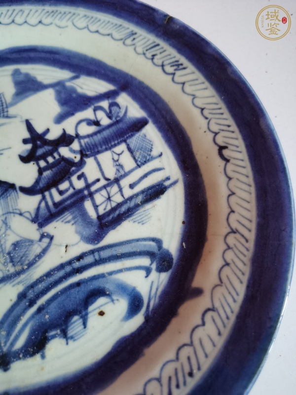 古玩陶瓷青花山水紋盤真品鑒賞圖